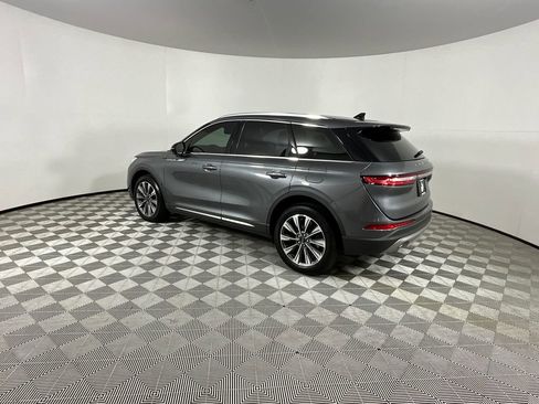 Used 2022 Lincoln Corsair Reserve w/ Equipment Group 201A image 3