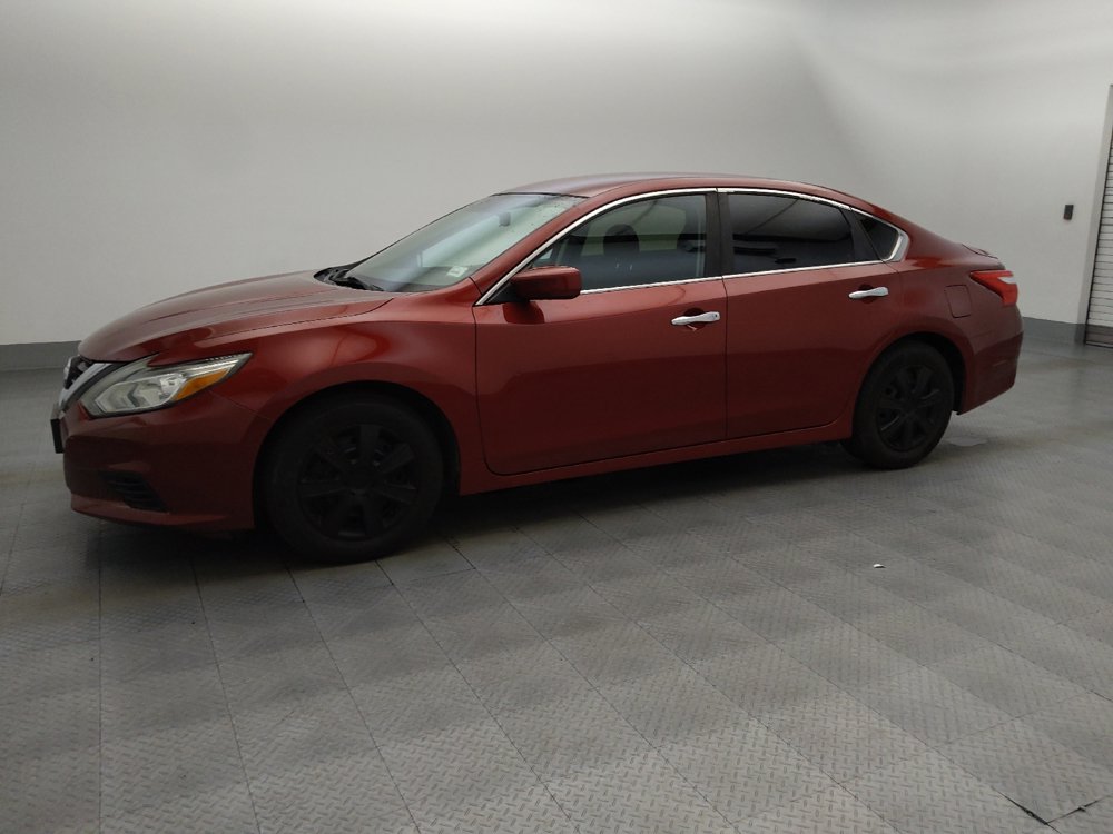 Used 2016 Nissan Altima 2.5 S w/ Power Driver Seat Package FWD image 2