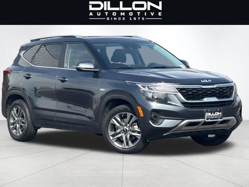 Used 2022 Kia Seltos S AWD/4WD image 2