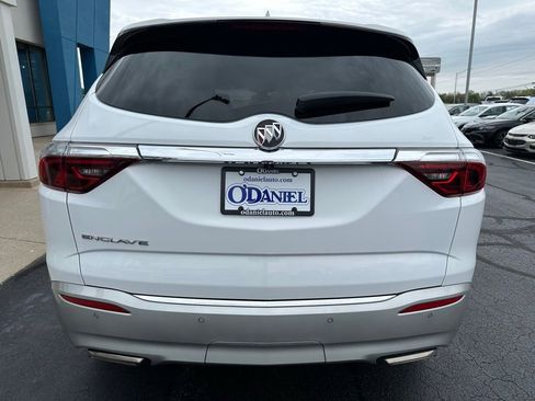 Used 2023 Buick Enclave Essence w/ LPO, Floor Liner Package FWD image 5