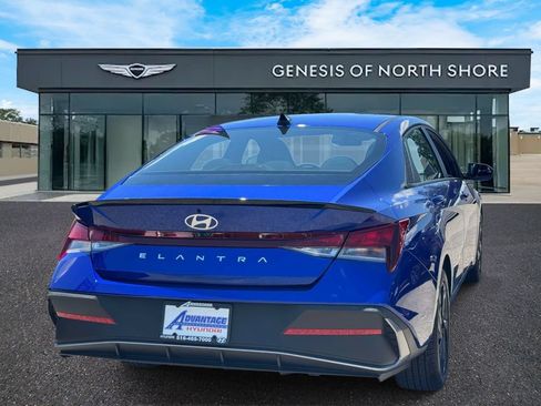 Certified 2026 Hyundai Elantra Sport FWD image 7