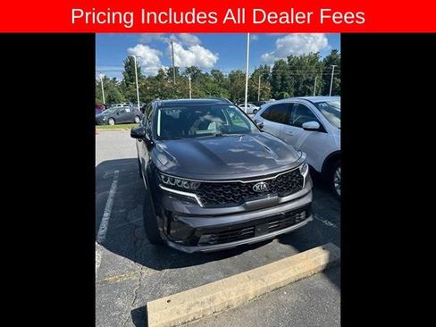 Used 2021 Kia Sorento EX FWD image 3
