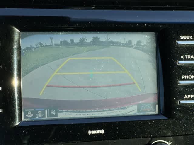 Used 2020 Toyota Camry SE w/ Convenience Package FWD image 26