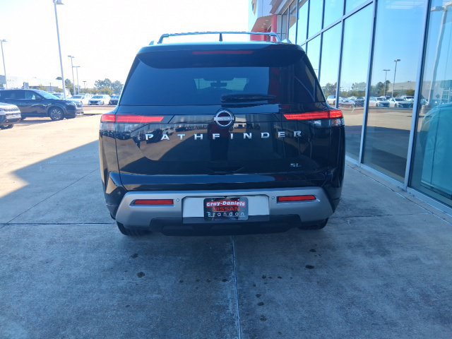 Certified 2025 Nissan Pathfinder SL FWD image 6