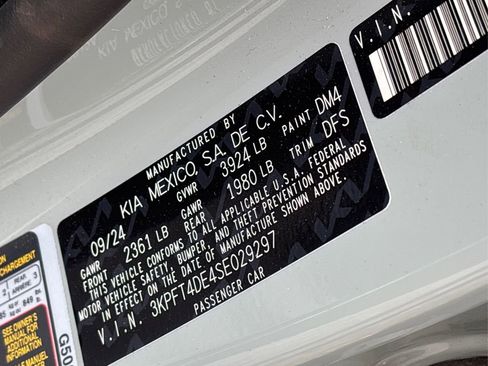 Used 2025 Kia K4 LXS image 14