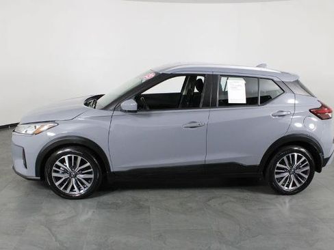 Certified 2023 Nissan Kicks SV FWD image 14