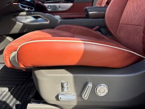 Used 2024 Lincoln Nautilus Black Label image 13