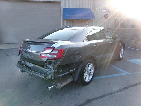 Used 2018 Ford Taurus SEL w/ Equipment Group 201A FWD image 1
