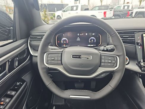 New 2026 Jeep Grand Wagoneer 4WD image 10