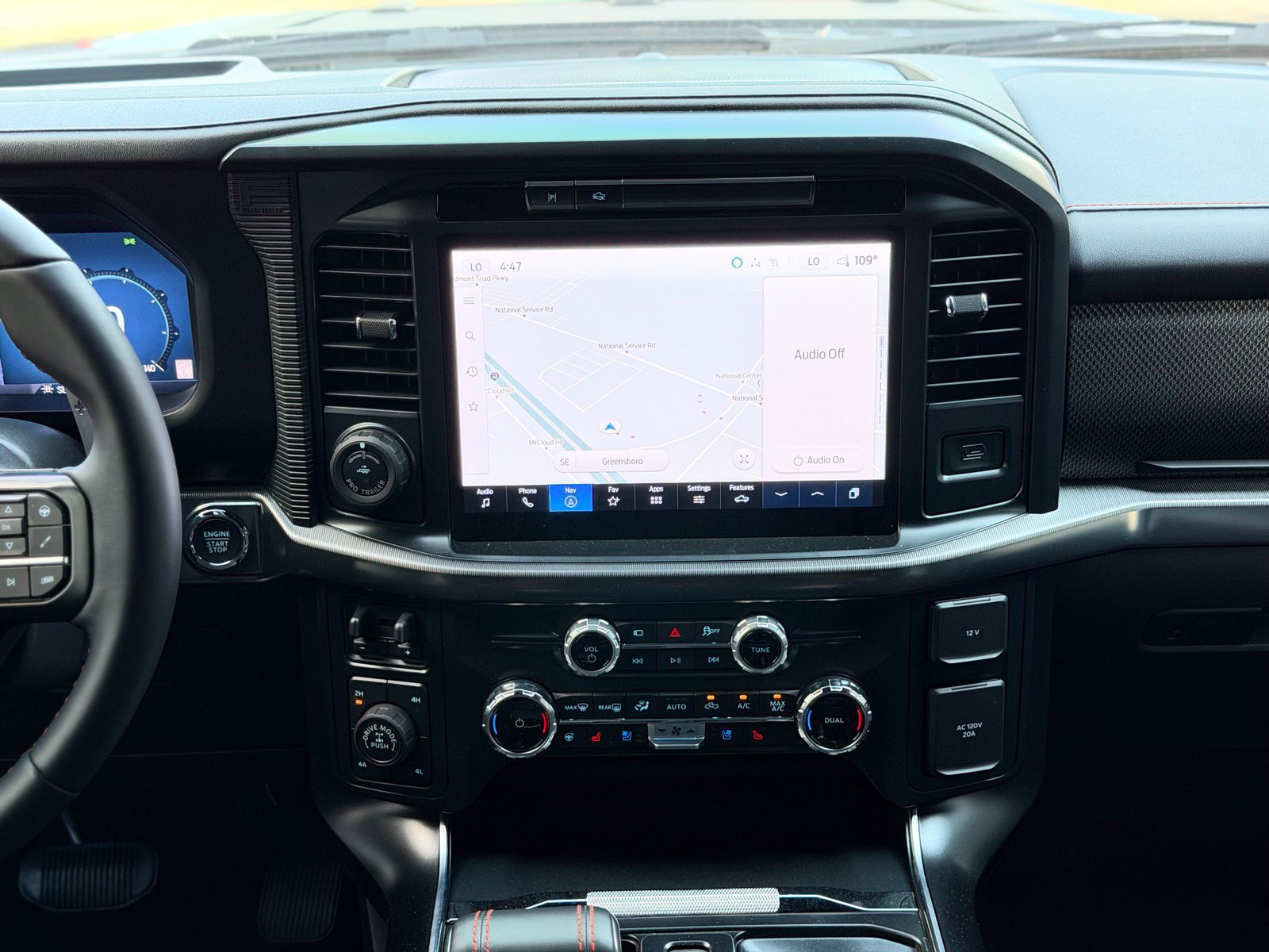 Used 2025 Ford F150 Raptor AWD/4WD image 37