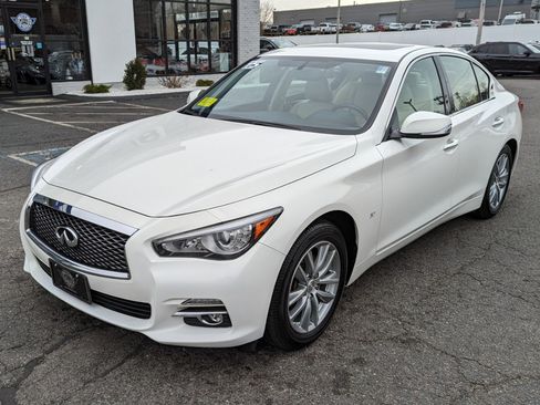 Used 2015 INFINITI Q50 Premium w/ Navigation Package image 2