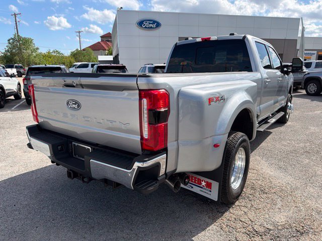New 2027 Ford F350 Lariat w/ Lariat Premium Package AWD/4WD image 5