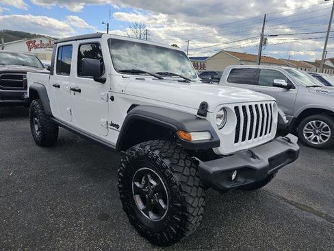 Used 2020 Jeep Gladiator Sport w/ Quick Order Package 24S AWD/4WD image 3