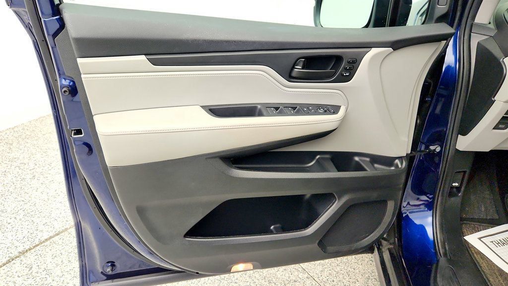 Used 2024 Honda Odyssey EX-L image 11