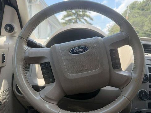 Used 2011 Ford Escape XLT w/ Cargo Pkg FWD image 17