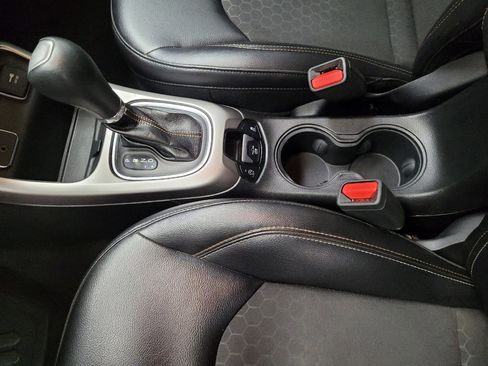 Used 2018 Jeep Compass Latitude w/ Popular Equipment Group image 26