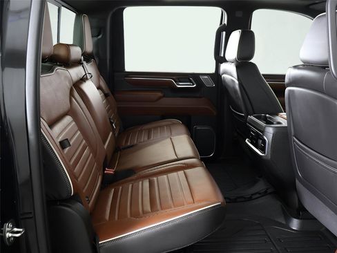 Used 2024 GMC Sierra 3500 Denali Ultimate image 41