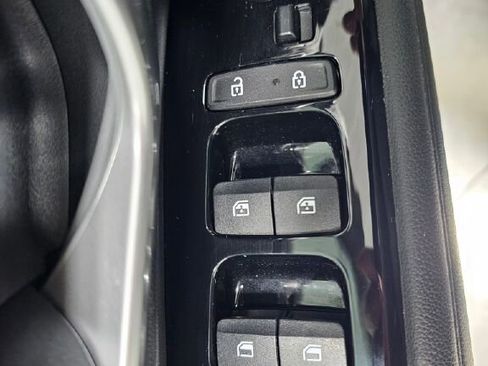 Used 2022 Hyundai Santa Cruz Limited image 32