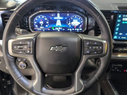 Used 2023 Chevrolet Silverado 1500 RST w/ Z71 Off-Road Package image 16