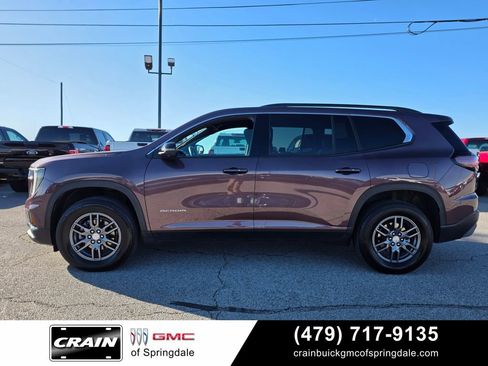 Used 2025 GMC Acadia Elevation AWD/4WD image 4