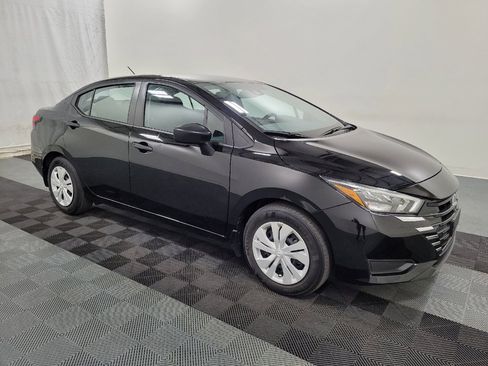 Used 2025 Nissan Versa S w/ Trunk Package FWD image 11