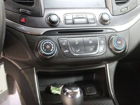 Used 2014 Chevrolet Impala LS FWD image 20