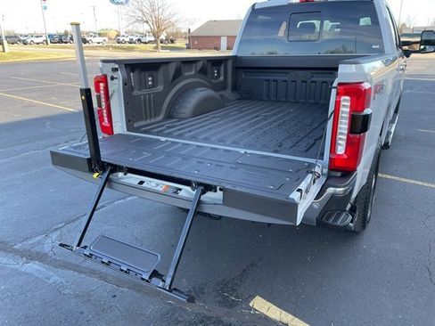New 2026 Ford F250 Lariat image 81