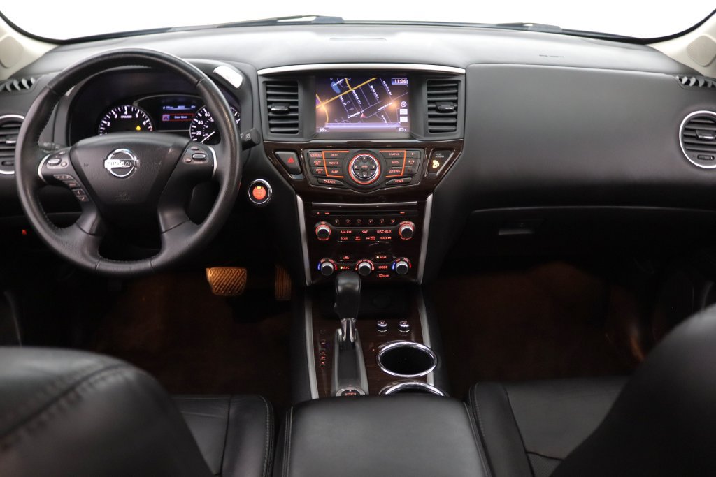 Used 2014 Nissan Pathfinder Platinum w/ Platinum Premium Package AWD/4WD image 19