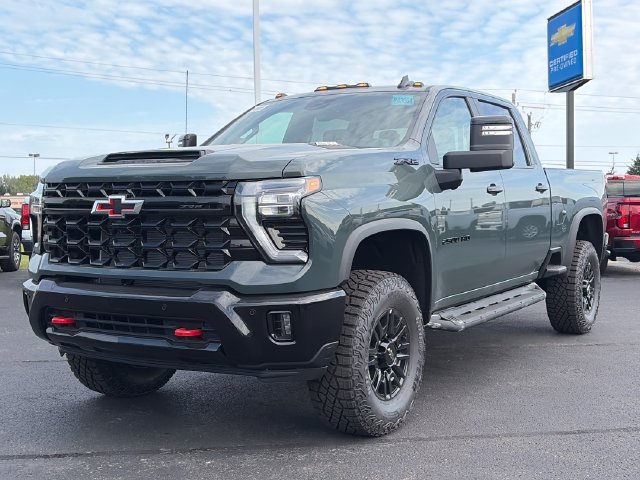 New 2026 Chevrolet Silverado 2500 ZR2 w/ LPO, Dark Essentials Package AWD/4WD image 3