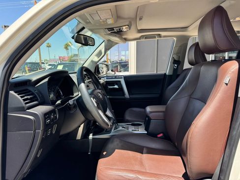 Used 2017 Toyota 4Runner Limited AWD/4WD image 14
