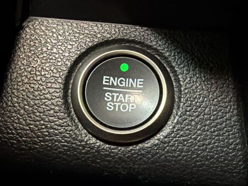 Used 2020 Ford F150 Raptor w/ Equipment Group 802A Luxury AWD/4WD image 17