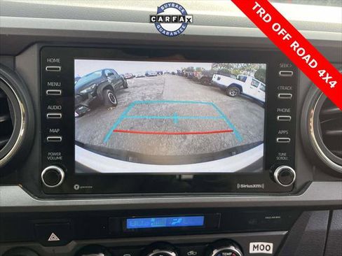 Certified 2022 Toyota Tacoma TRD Off-Road image 9