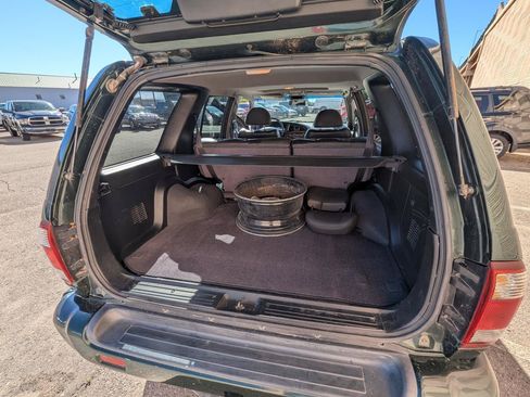 Used 2001 Nissan Pathfinder LE AWD/4WD image 27