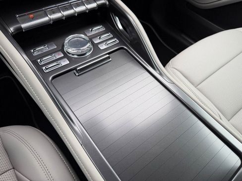 New 2026 Lincoln Nautilus Premier w/ Jet Appearance Package image 31