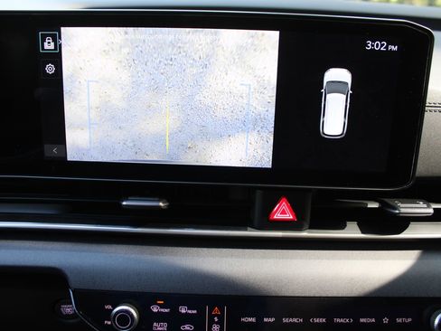 New 2026 Kia Carnival EX image 56