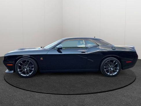 Used 2023 Dodge Challenger R/T Scat Pack RWD image 5