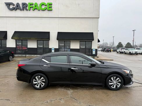 Used 2020 Nissan Altima 2.5 S FWD image 16