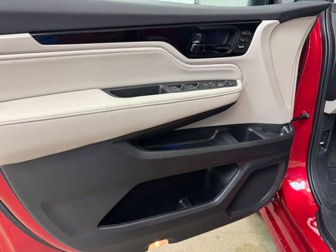 New 2026 Honda Odyssey Elite image 8