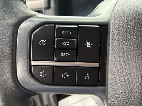 Used 2024 Ford F150 XLT AWD/4WD image 19