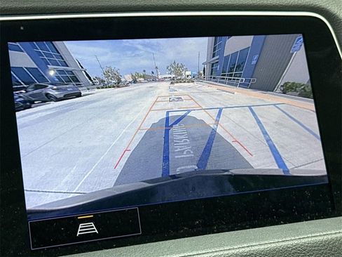 Used 2023 Cadillac XT4 Premium Luxury image 13