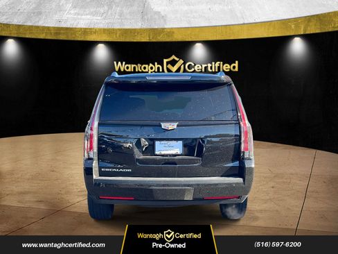 Used 2019 Cadillac Escalade Luxury w/ Escalade Sport Edition image 5