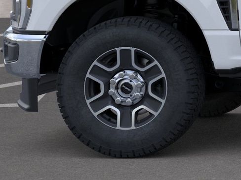 New 2026 Ford F250 Lariat w/ FX4 Off-Road Package AWD/4WD image 19