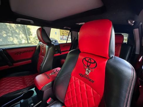 Used 2021 Toyota 4Runner Nightshade image 33