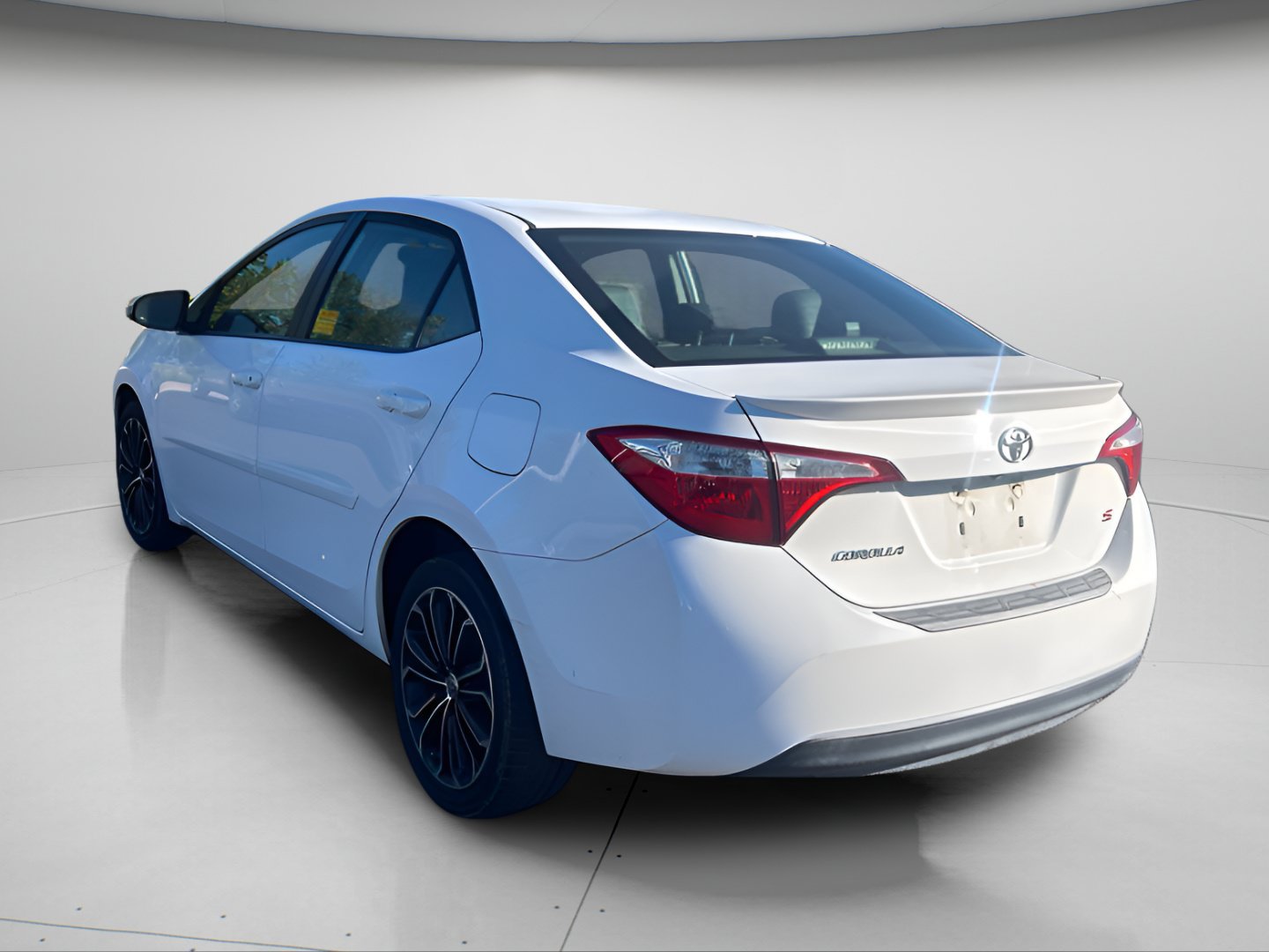 Used 2015 Toyota Corolla S w/ Body Protection Package #1 FWD image 11