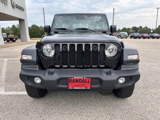 Used 2024 Jeep Wrangler Unlimited Sport AWD/4WD image 2