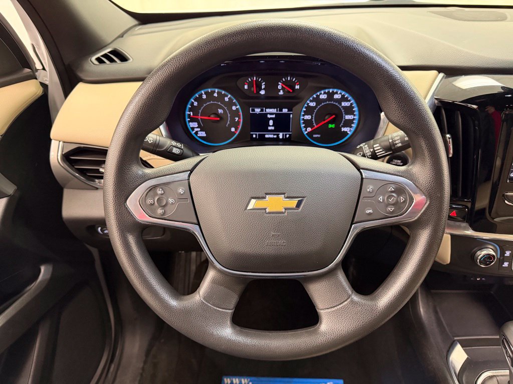 Used 2022 Chevrolet Traverse LS AWD/4WD image 24