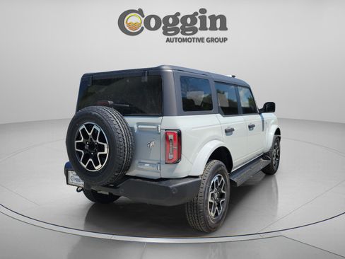 New 2026 Ford Bronco Outer Banks AWD/4WD image 3