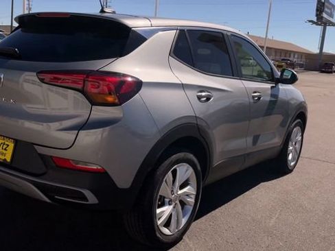 Used 2025 Buick Encore GX Preferred AWD/4WD image 9