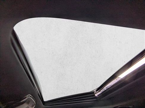 Used 2023 BMW 330e xDrive w/ Premium Package image 18