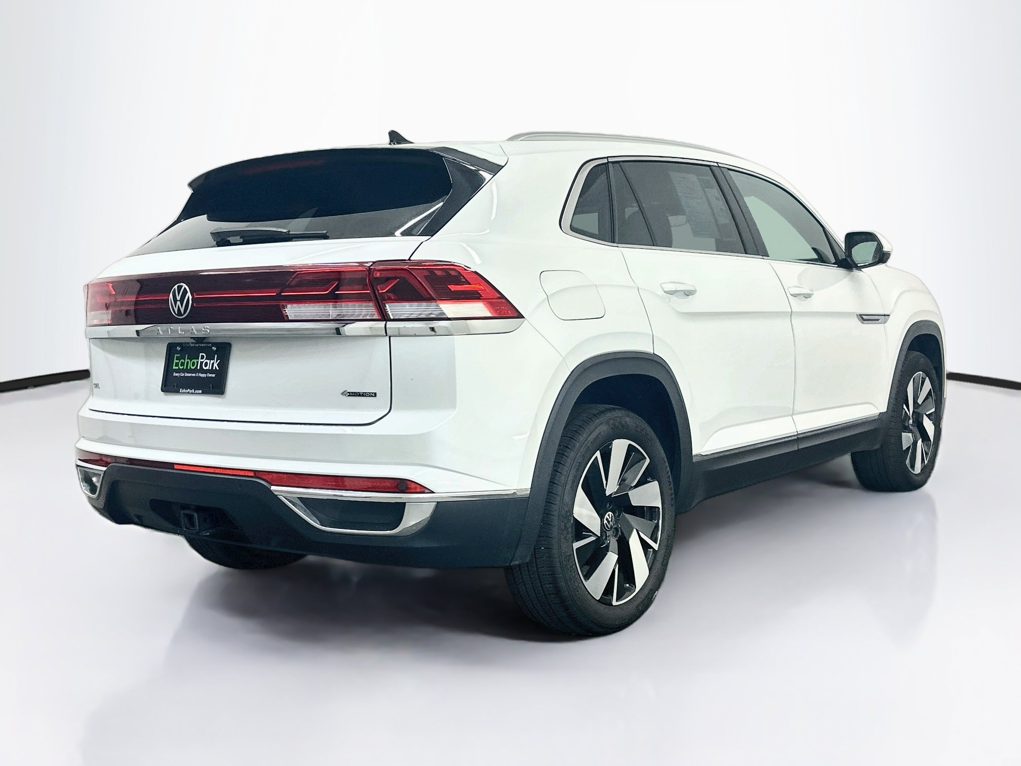 Used 2025 Volkswagen Atlas Cross Sport SEL AWD/4WD image 9